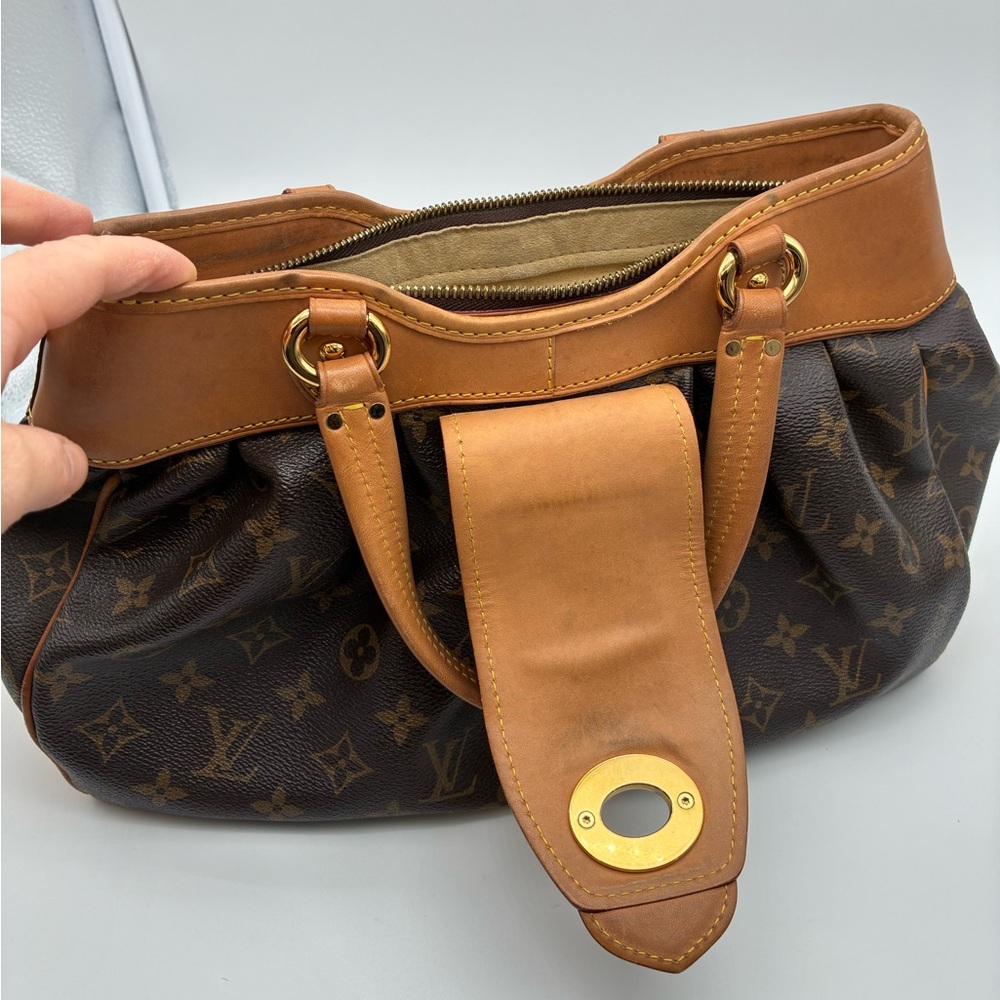 Louis Vuitton monogram boetie mm hand bag with LV dust bag and COA - Picture 10 of 17